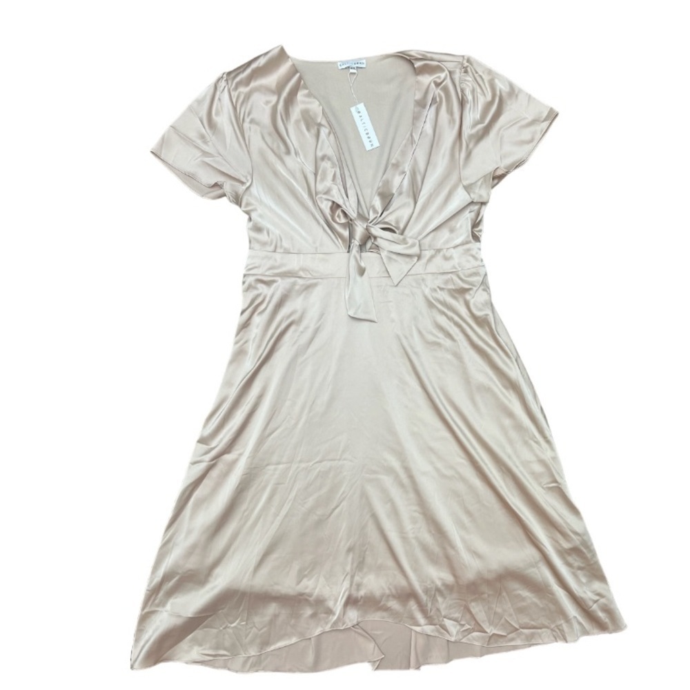 Baltic Born Poppy Satin Midi Dress V-Neck Open Tie Front in Champagne Size XXXL - Picture 2 of 13